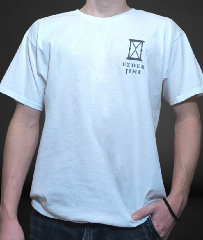 Camiseta “TINY PRISONER”